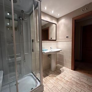 Habitación con Cama King